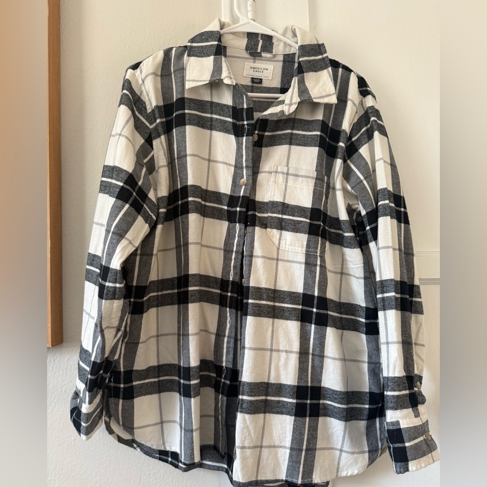 American Eagle Women’s Button Down Flannel 100% Cotton